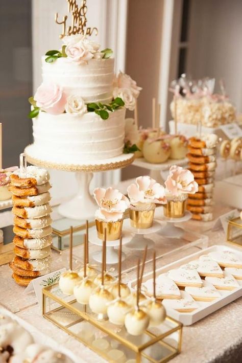 wedding dessert table ideas vintage modern classic candy bar Gemini Photography Elegant Wedding Dessert Table, Floral Arbour, Wedding Dessert Table Decor, Sweet Table Wedding, Wooden Wedding Guest Book, Dessert Table Ideas, Dessert Table Decor, Wedding Sweets, Sweets Table