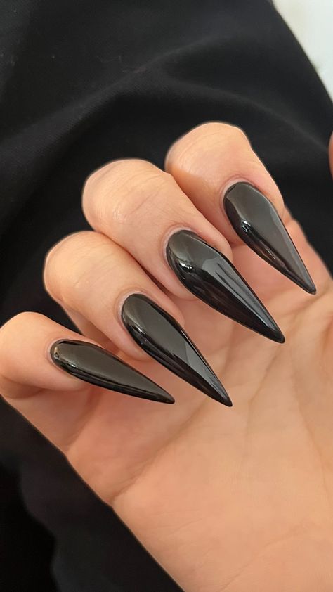 Long Black Nails, Halloween Acrylic Nails, Gothic Nails, Goth Nails, Pointed Nails, Grunge Nails, Long Acrylic Nails Coffin, Bling Acrylic Nails, Dream Nails