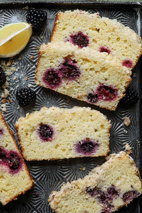 This delicious quick lemon blackberry bread recipe is easy, fast, and the most delicious breakfast, brunch, and snack idea.|#bread #quickbread #quickbreadrecipe #summerrecipe #brunchrecipe #lemonbread #lemonrecipe #lemondessert #lemonloaf #blackberry #blackberryrecipe #blackberryloaf #blackberrybread | Cakes Raspberry, October Baking, Blackberry Bread, Blackberry Lemon, Blackberry Recipes, Lemon Bread, Breakfast Sweets, Scrumptious Desserts, Quick Bread Recipes