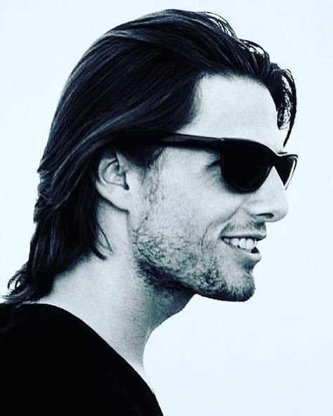 Tom Cruise Tom Cruise Long Hair, Tom Cruise Hair, Tom Cruise Smile, Tom Cruise Quotes, Tom Cruise Risky Business, Tom Cruise Haircut, Mission Impossible 2, Tom Cruise Hot, Tom Cruise Mission Impossible