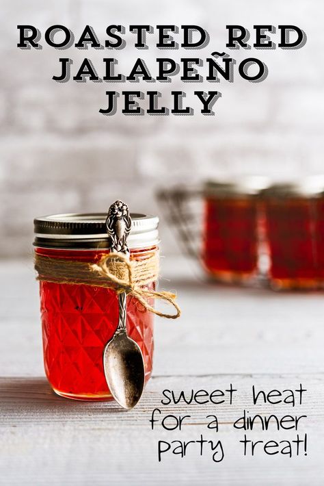 Jalepeno Red Pepper Jelly, Gifting Homemade Jelly, Jalapeño Jam Recipe, Red Jalapeno Recipes, Spicy Food Recipe, Recipe With Jalapeno, Red Jalapenos, Jalapeno Jelly Recipe, Spicy Jelly