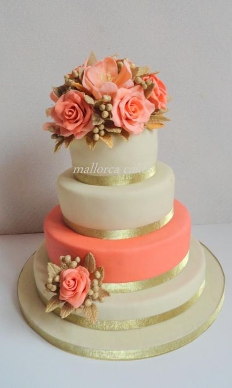 coral peach wedding cake - Cake by mallorcacakes Wedding Cake Peach, Rodjendanske Torte, Pink Wedding Cake, Tiered Cake, Elegant Wedding Cakes, Wedding Cake Inspiration, Peach Wedding, Beautiful Wedding Cakes, Gorgeous Cakes