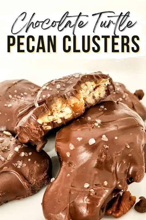 Pecan Clusters Recipe, Pecan Turtles Recipe, Pecan Clusters, Turtle Recipe, Chocolate Turtle, Chocolate Clusters, Pecan Turtles, Chocolate Turtles, Homemade Caramel Sauce