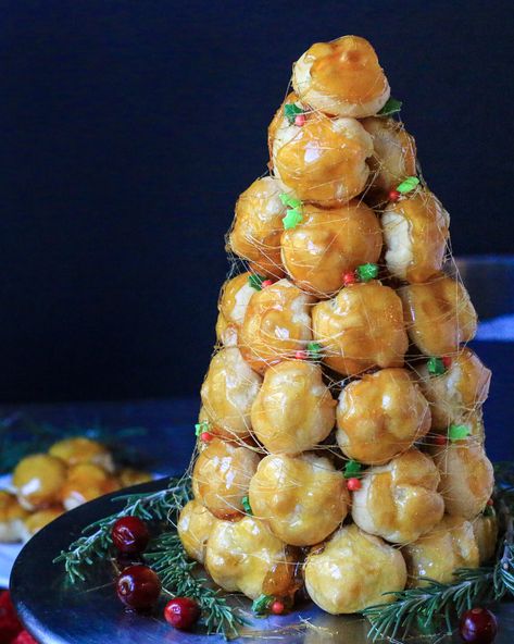 Croquembouche Using Premade Cream Puffs — Jillian Rae Cooks Crochembuche Recipes, Cream Puff Tower How To Make, Cream Puff Display, Crocumboche Tower, Cream Puff Christmas Tree, Cream Puff Ideas, Croquembouche Christmas, Christmas Croquembouche, Cream Puff Tower