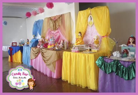 Princesas Disney Birthday Party Ideas | Photo 1 of 19 | Catch My Party Disney Princess Birthday Party Cake, Princess Birthday Party Food, Disney Princess Theme Birthday Party, Disney Birthday Party Ideas, Birthday Candy Bar, Belle Birthday, Princess Birthday Party Decorations, Disney Princess Cake, Disney Princess Birthday Party