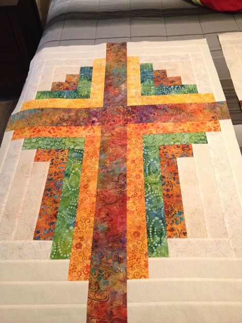 Cross Quilt Block Patterns Free, Cross Quilt Pattern Free, Christmas Tree Quilted Wall Hanging, Christian Quilts, Prayer Blankets, Xmas Quilts, Cross Quilts, Prayer Quilt, Butterfly Quilt Pattern