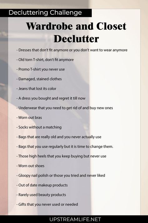 Decluttering Challenge, Live With Less, Declutter Closet, Organized Lifestyle, Declutter Home, Declutter Challenge, Organization Skills, Declutter Your Life, House Cleaning Checklist