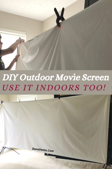 Easy Outdoor Movie Night, Outdoor Movie Projector Set Up, Outside Theater, Diy Movie Night Ideas, Diy Movie Screen, Movie Under The Stars, Diy Outdoor Movie Screen, Diy Movie Night, Outdoor Projector Screen