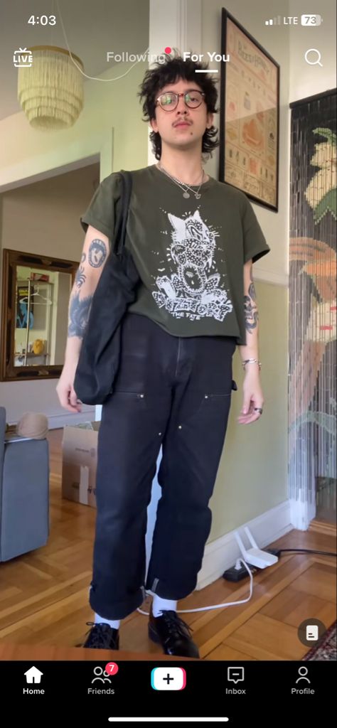 Trans Masculine Outfits, Queer Summer Fashion, Trans Boy Outfits, Trans Masc Outfits, Transmasc Fashion, Transmasc Outfits, Spring Academia, Ftm Fashion, Non Binary Outfits