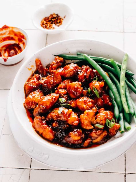 Gojujang Chicken, Gochujang Chicken Stir Fry, Gojuchang Chicken, Gochujang Chicken Recipe, Crispy Gochujang Chicken, Gochujang Chicken Thighs, Gochujang Grilled Chicken, Korean Chicken Gochujang, Korean Gochujang Chicken