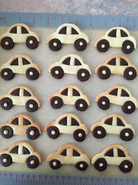 Car shape cookies. Using a car shape cookie cutter, with chocolate dough for the wheels and window. Car Shaped Food, Transport Party, Chocolate Dough, Shape Cookies, Cookie Shapes, Car Cookies, Race Car Party, Themed Desserts, Pastry Art