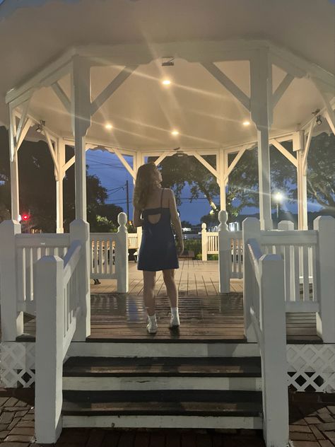 Gazebo Picnic, Gazebo Aesthetic, Picnic Blue Aesthetic, Dancing In A Gazebo Aesthetic, Aesthetic Gazebo, White Gazebo Aesthetic, Converse Aesthetic, Abandoned Gazebo, Summer Picnic