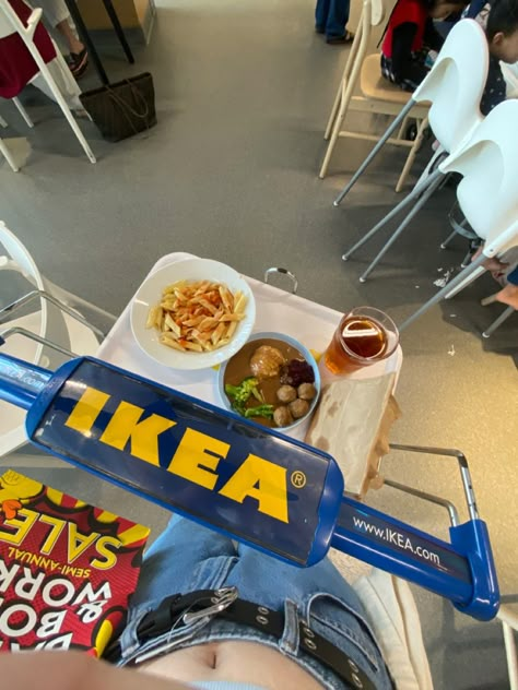 Ikea Date Aesthetic, Ikea Aesthetic Store, Ikea Shopping Aesthetic, Ikea Date, Ikea Aesthetic, Ikea Meatballs, Ikea Pictures, Ide Pose, Ikea Shopping