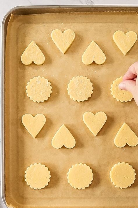 cut outs Christmas butter cookies on a lined baking sheet Small Batch Butter Cookies, Cut Out Butter Cookies, Brown Butter Sugar Cookies Cut Out, Super Easy Sugar Cookies, Christmas Butter Cookies, Christmas Butter, Butter Cookies Christmas, Steam Oven Recipes, Butter Cookie Recipe Easy