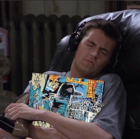 Chandler Bing Meme, Cage The Elephant, Julian Casablancas, My Obsession, Chandler Bing, The Strokes, Rich Kids, Tv Girls, Music Memes