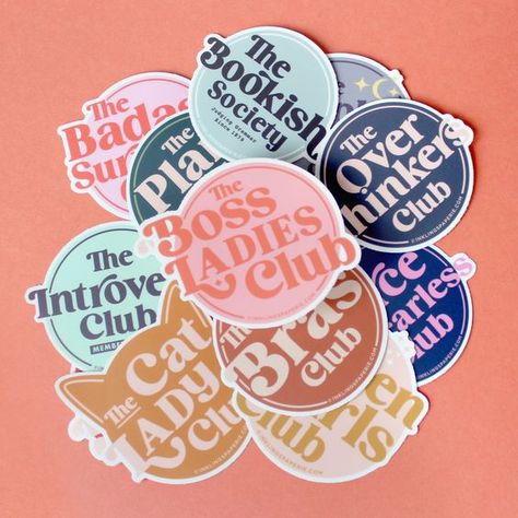 Trendy Sticker Ideas, Trending Stickers 2023, Round Sticker Design, Branded Stickers, Bright Stickers, Stickers For Business, Custom Hard Hats, Sticker Inspiration, Trending Stickers