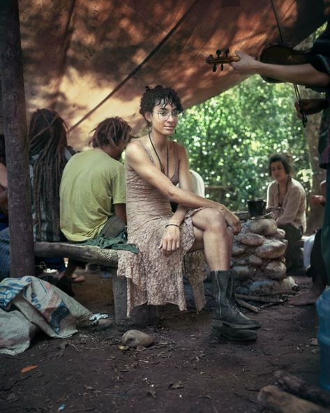 Rainbow Family Gatherings, Birnam Wood, Fae Fashion, Romantic Lifestyle, Rainbow Gathering, Gutter Punk, Rainbow Family, Alternative Lifestyle, Hippie Life