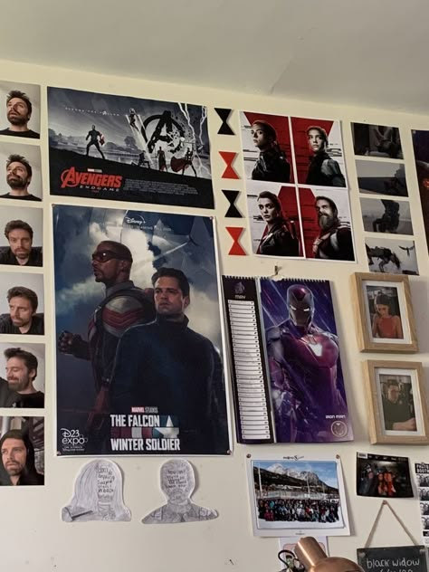 Marvel Room Ideas, Marvel Room Decor, Marvel Decor, Marvel Bedroom, Marvel Diy, Marvel Room, Marvel Wall, Marvel Posters, Pretty Room