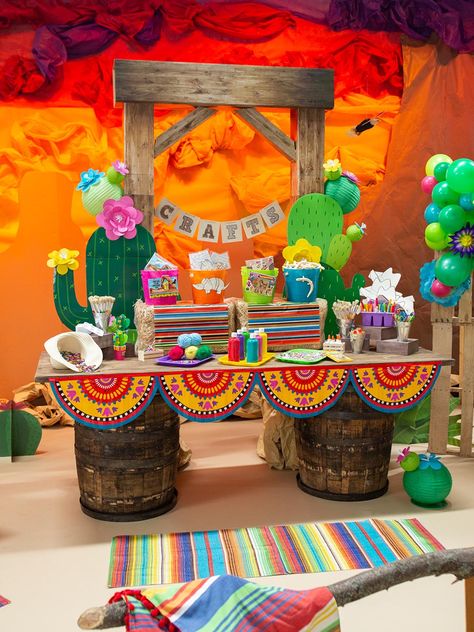 Southwest VBS Décor Ideas | Fun365 Southwest Party Decor, Southwest Party, Missions Conference, Fleece Navidad, Tinta Guache, Food Fair, Party Planning Ideas, Wedding Projects, Boda Mexicana