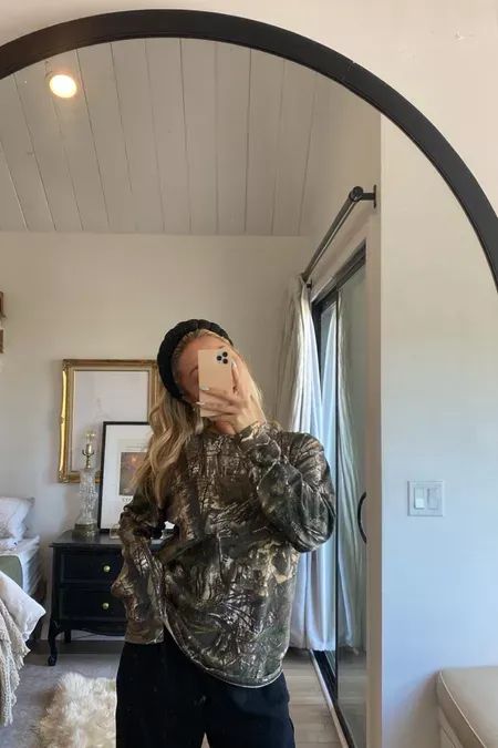 Camo Long Sleeve Outfit, Basic Long Sleeve Outfit, Camo Top Outfit, Cute Camo Outfits, Delaney Childs, Camo Clothes, Camo Outfit, Southern Belle Style, Lazy Fits