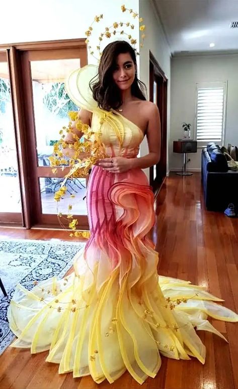 Miss Universe Outfits, Sunset Costume, Sunset Gown, Party Outfit For Teen Girls, Miss Universe Costumes, Miss Australia, Fall Party Outfit, Glow Dance, Miss Universe National Costume