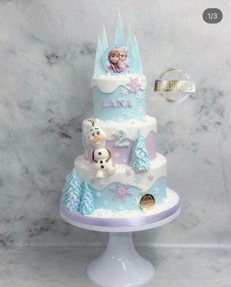 Elsa Birthday Cake Frozen, Frozen Bday Party Ideas, Frozen Theme Cupcakes, Frozen Cake Designs, Frozen 3rd Birthday, Elsa Birthday Cake, Sonic Birthday Cake, Frozen Birthday Party Cake, Pastel Frozen