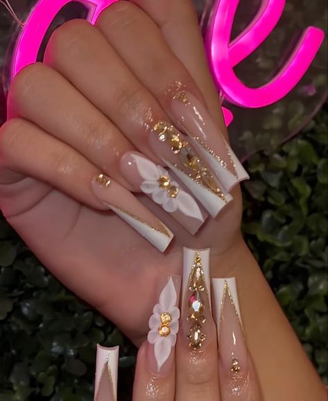 White And Gold Long Nails, White French Tip With Gold Charms, White Nails With Gold Rhinestones, Acrylic Nails White And Gold, Gold Nails With Flowers, White N Gold Nails, Yellow Quince Nails, White And Gold Birthday Nails, Gold And White Nails Acrylic