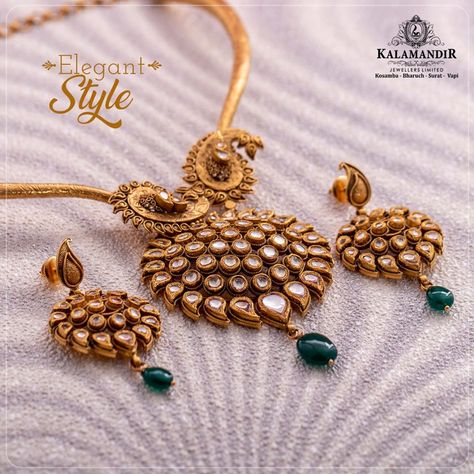 Pearl Earrings Designs, Krishna Hd, Gold Pendent, Antique Gold Jewelry Indian, Pendant Sets, Antique Gold Jewelry, Jewelry Simple, Gold Jewelry Simple, Jewellery Designer