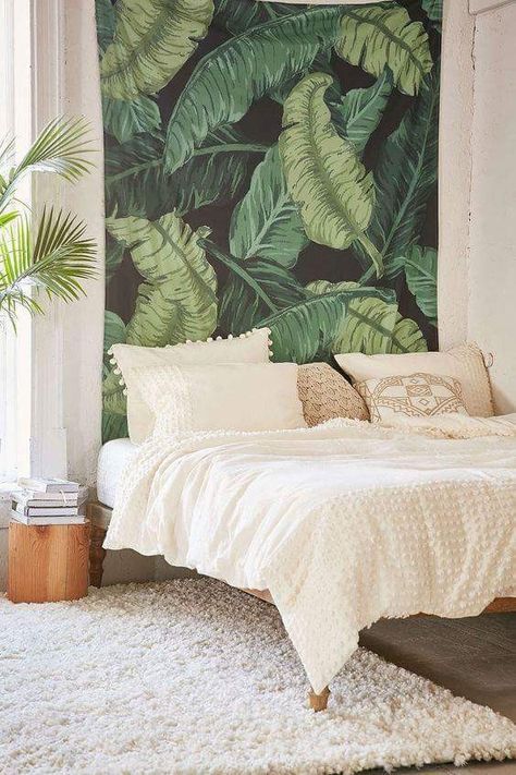 Guest room | accent wall | green theme Urban Outfitters Bedroom, Tropical Bedrooms, Tropical Home Decor, Ideas Hogar, Leaf Wall, Tropical Decor, Banana Leaf, My New Room, New Room