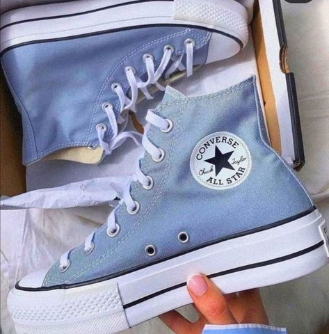 Blue Platform Converse, Cute Converse Shoes, Mode Converse, Instagram Cookies, Cute Converse, Converse Chucks, Cookies And Milk, Blue Converse, Trendy Shoes Sneakers