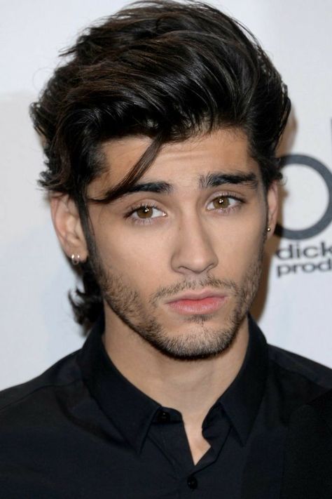 Male Fictional Characters, Zayn Malik Twitter, Umar Riaz, Pastel Green Hair, Bright Blue Hair, Zayn One Direction, Zayn Malik Hairstyle, Zayn Malik Photos, Male Singers