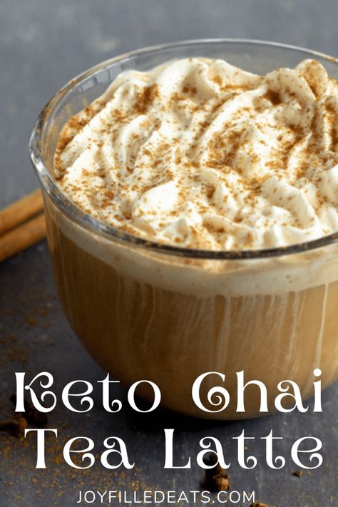 Just mix this Easy Keto Chai Tea Mix into a cup of brewed tea for an instant sweet, spicy, creamy chai! This easy recipe is low carb, keto, gluten-free, grain-free, sugar-free, and Trim Healthy Mama friendly. Keto Snaxks, Chi Tea Latte Recipe, Keto Chai Tea, Paleo Beverages, Chia Tea, Smoothies Ideas, Keto Beverages, Chai Tea Latte Recipe, Thm Drinks