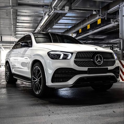 Mercedes Benz Gle 63 Amg White, Mecerdes Benz Suv, Mercadies Benz Cars, White Suv Luxury, White Suv Aesthetic, White Mercedes Benz Aesthetic, White Mercedes Benz Suv, White Mercedes Aesthetic, White Mercedes Suv