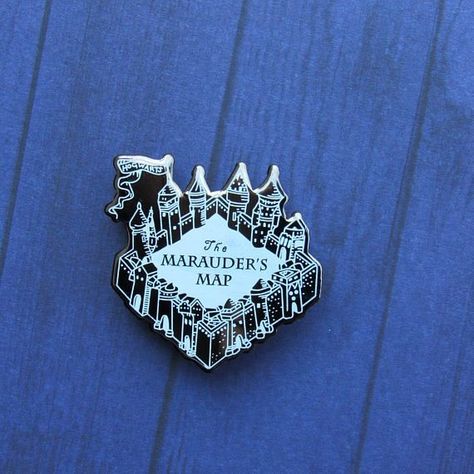 The Marauders Map, Fred And George, Harry Potter Pin, Marauders Map, Backpack Pins, Jacket Pins, Pin Enamel, Pretty Pins, Pin Map