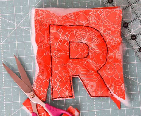 Fabric Alphabet Letters, Sewing Letters, Fabric Alphabet, Letters Diy, Number Templates, Diy Letters, Quick Diy, Baby Sewing Projects, Fabric Letters