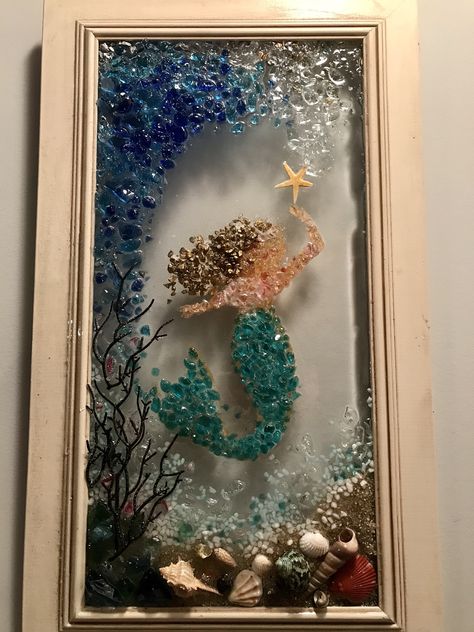 Sea Glass Resin, Glass Resin Art, Sea Glass Window Art, Beach Mosaic, Sea Glass Window, Broken Glass Crafts, Sea Glass Art Projects, Framed Abstract Art, Coral Colors