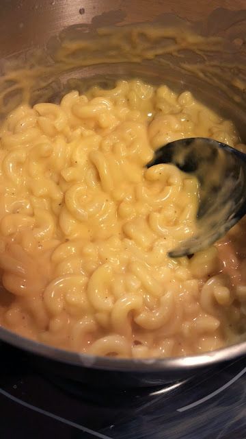 Homemade Mac N Cheese, Cheese Aesthetic, Food Babe, Yummy Comfort Food, Mac Cheese, My Hubby, Idee Pasto Sano, Mac N Cheese, Food Goals