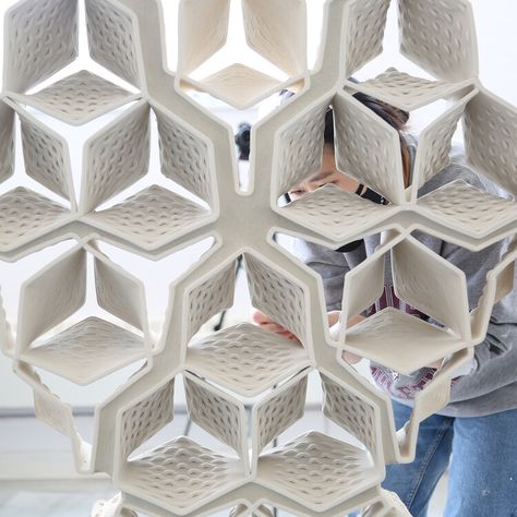 3D-Printed Masonry Wall: The Introduction of Digital Craftsmanship | ArchDaily Masonry Construction, Masonry Wall, Privacy Walls, Digital Fabrication, Timber Structure, Parametric Design, Traditional Ceramics, Honeycomb Pattern, Wall Patterns