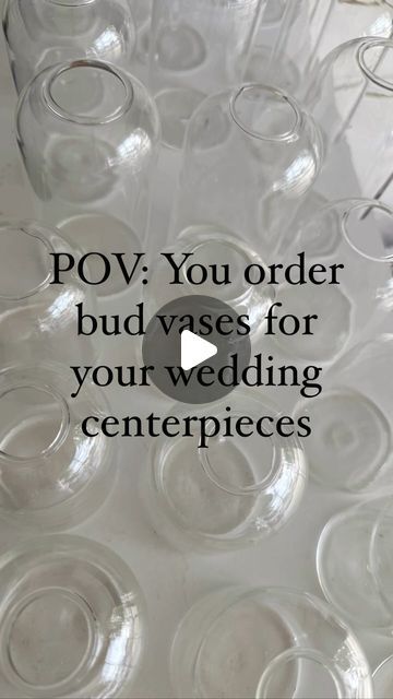 Wedding decorations | Florist | quad cities | iowa | illinois on Instagram: "Anyone else here for the bud vase trend? I certainly am!   Here is how I style them. 👇🏼  (save this for later 📍)   1. How many bud vases on each table?   2. What are we accenting with? (Candles, napkins, charger plates)  3. What colors are we including? (What colors will be on the table without floral)   4. What style vase/vases? (Vintage, modern, etc)   5. Different heights is a MUST.   // Want to bring your bud vase wedding dreams out of your camera roll and make it into reality? you know who to call 😉🥂  #wedding #weddingflorals #weddingflorist #weddinginspiration #weddingflowers #iowawedding #iowaweddingflorist #illinoisweddingflorist  #budvase #centerpieces" Cylinder Vase Centerpiece Wedding Diy, Round Table Bud Vase Centerpiece, Bud Vases And Candles Centerpiece, Diy Bud Vases, Bud Vases Wedding Centerpiece, Bud Vases Wedding, Vases Vintage, What Are We, Quad Cities