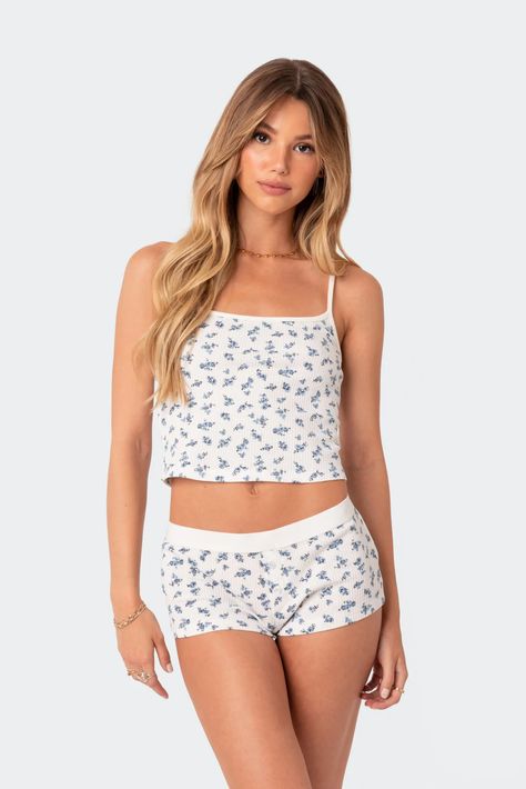 PRODUCT INFO Tank top Flower printed waffle fabric Cotton, Polyester, Spandex Model wears size S Model height is 5'6 Item care: Wash with similar color Slippers Outfit, Camilla Mendes, Wardrobe Makeover, Cute Pjs, Cute Pajama Sets, Knit Stitches, Cropped Camisole, Waffle Fabric, Cute Pajamas