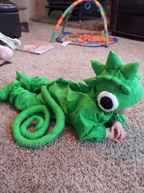 Cutest Baby Pascal (Chameleon) Toddler Costume Pascal Chameleon, Chameleon Costume, Lizard Costume, Halloween Crafts For Toddlers, Adult Halloween Party, Homemade Costumes, Halloween Costume Contest, Costume Diy, Toddler Costumes