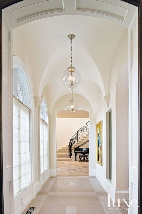 Traditional White Foyer with Groin-Vaulted Ceiling Chandelier Molding, Foyer Lighting High Ceiling, Entryway Molding, Contemporary Foyer, Chandelier Entryway, Vault Ceiling, White Foyer, Vaulted Ceiling Ideas, Vaulted Ceiling Lighting