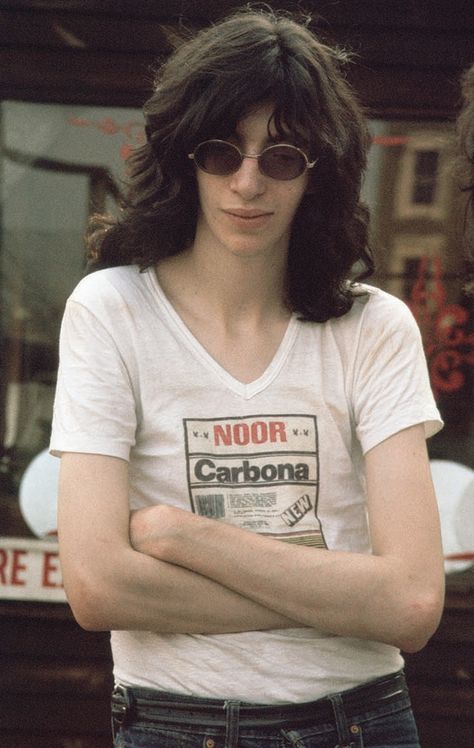 Music Boy, Musician Humor, Classic Punk, Joey Ramone, Gabba Gabba, Iggy Pop, Disco Dance, Punk Rock Bands, Punk Rocker