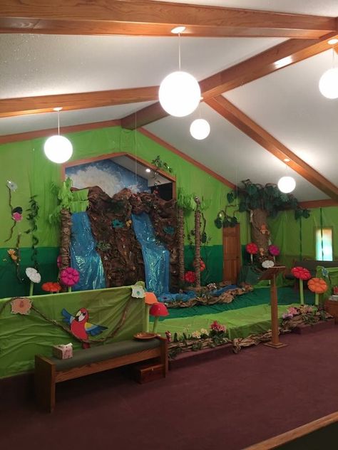 Jungle River Adventure VBS Jungle River Cruise Vbs, Jungle Cruise Vbs, Jungle Vbs Decorations, Adventure Classroom, Safari Vbs, Rainforest Classroom, Jungle Vbs, Vbs Jungle, Jungle Animals Decorations