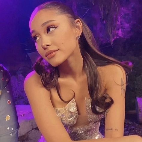 Ariana Instagram, Frankie Grande, Ariana Grande Cute, Ariana Grande Photoshoot, Ariana Grande Photos, Ariana Grande Pictures, Ariana G, Cat Valentine, Dangerous Woman