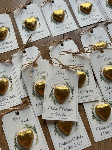 Thank You Chocolate, Ornament Wedding Favors Diy, Gift For Guest Wedding, Chocolate Card Ideas, Thank You Gifts Wedding, Thank You Cards Ideas, Chocolate For Wedding, Chocolate Regalo, Cheap Wedding Favor Ideas