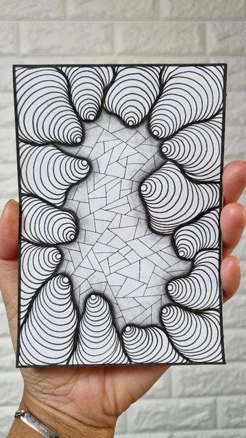 Squiggle Doodles, Abstract Doodles, Black Pen Drawing, Spiral Drawing, Pen Art Work, Pen Art Drawings, Tangle Doodle, Zen Doodle Art, Geometric Pattern Art