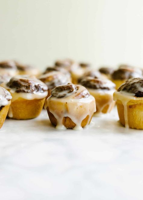 Overnight Cinnamon Rolls Recipe, Mini Cinnamon Rolls, Simple Sugar, Chocolate Nutella, Wood Spoon, Super Yummy, Mini Muffins, Popular Recipes, Kid Friendly Meals