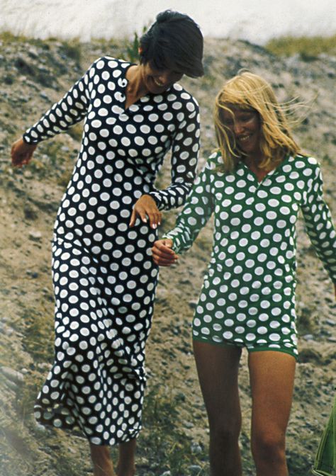 Marimekko, Annika Rimala, Dress and Shirt-and-Shorts ensemble, Pallo pattern, 1971 Finnish Fashion, 1970s Fashion, Fashion Mode, 70s Fashion, Looks Vintage, Fashion History, Vintage Dresses, Polka Dot, Fashion Beauty