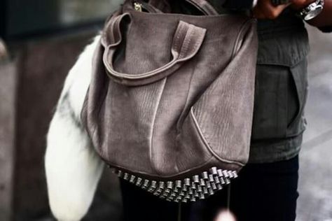 nice Alexander Wang Rocco, Wang Bag, Alexander Wang Bag, Bag Outfit, Best Handbags, Fashion Blogger Style, Up Girl, Arm Candy, Beautiful Bags